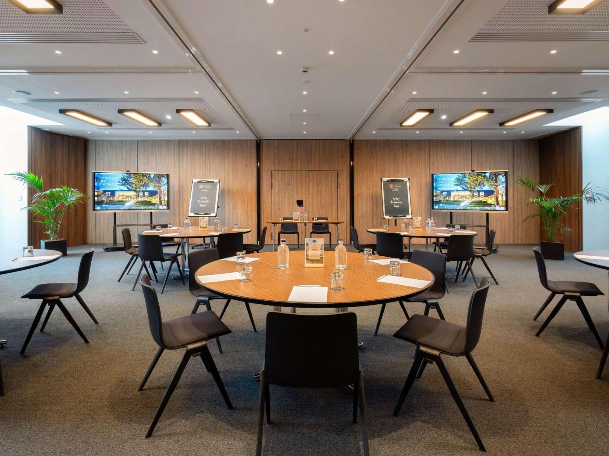 Le Domaine Des Vanneaux Golf & Spa L'Isle Adam - Mgallery Collection Bagian luar foto