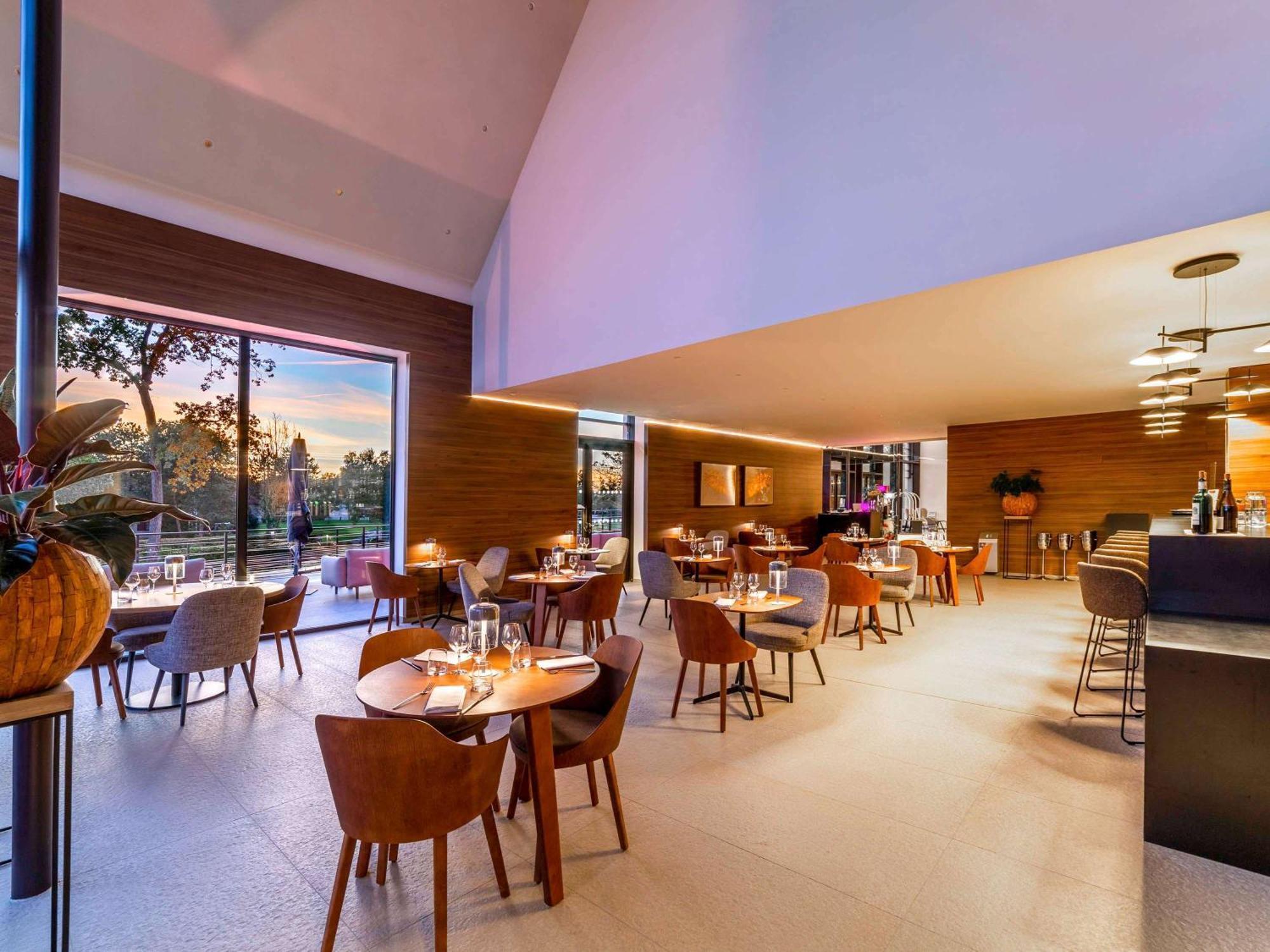 Le Domaine Des Vanneaux Golf Et Spa Mgallery L'Isle-Adam Bagian luar foto